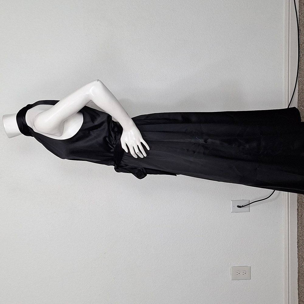 Anne Klein - Picture 6 of 12